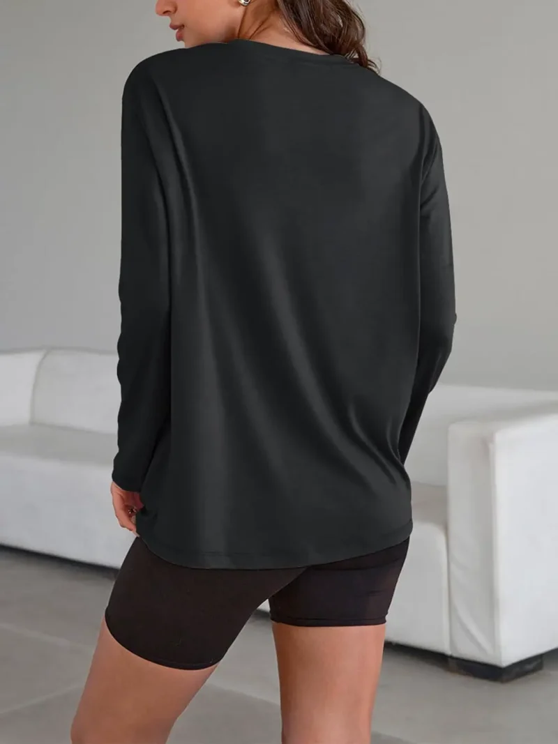 Womens Oversized Crewneck Tee Black White Color - Image 3